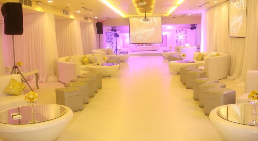 Al Shohada By Palm Rich Makkah Mecca Exterior foto The interior of the club